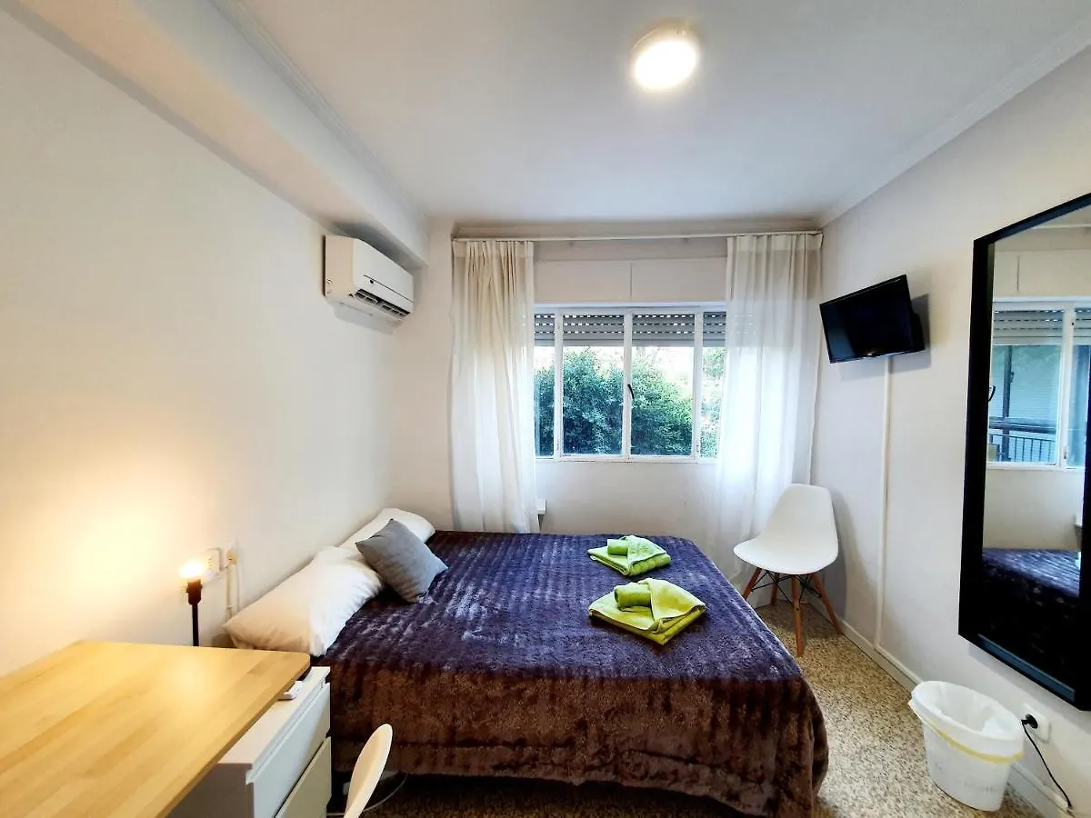 Homestay Low Cost Rooms Fuengirola Spain