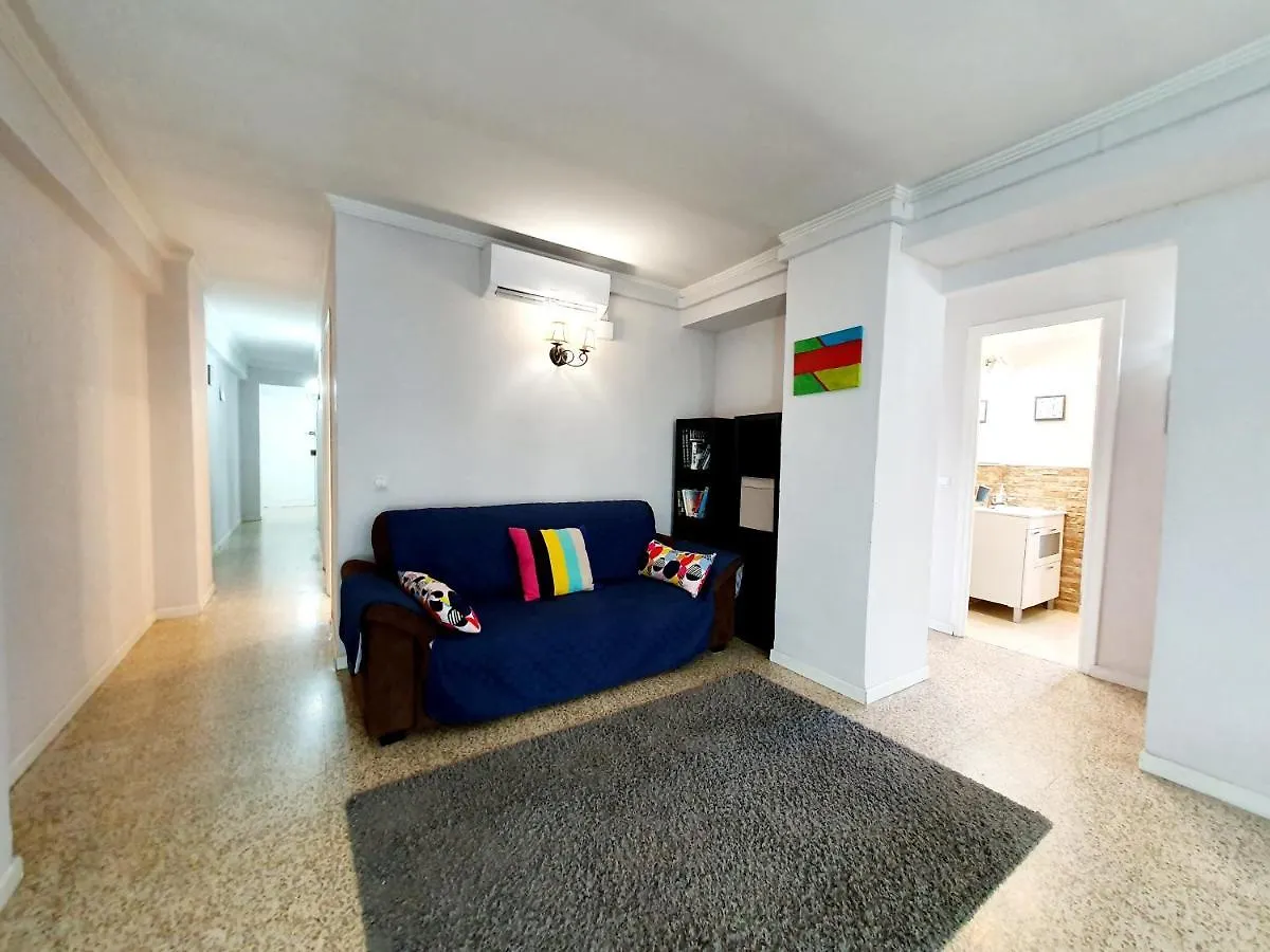 民宿 Low Cost Rooms 丰希罗拉